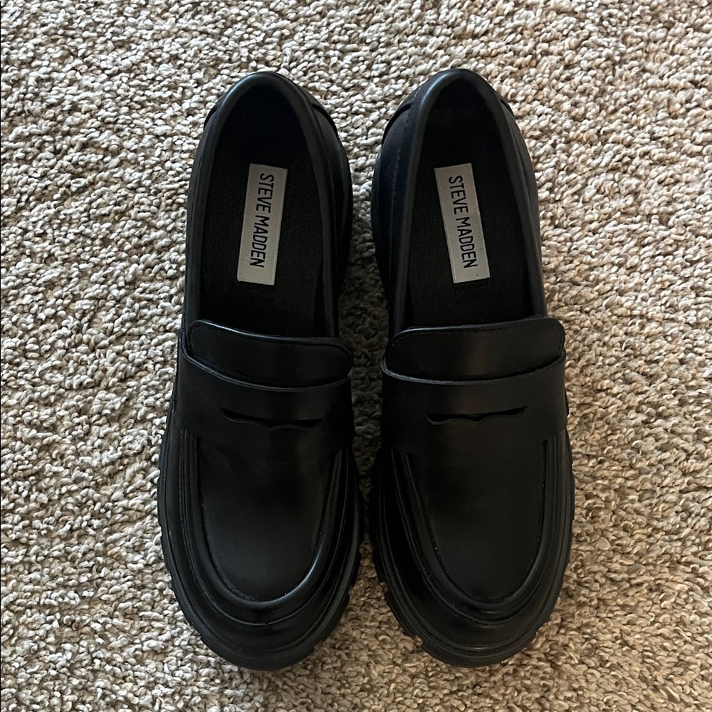 Steve Madden Black Leather Penny Slip-On Loafers